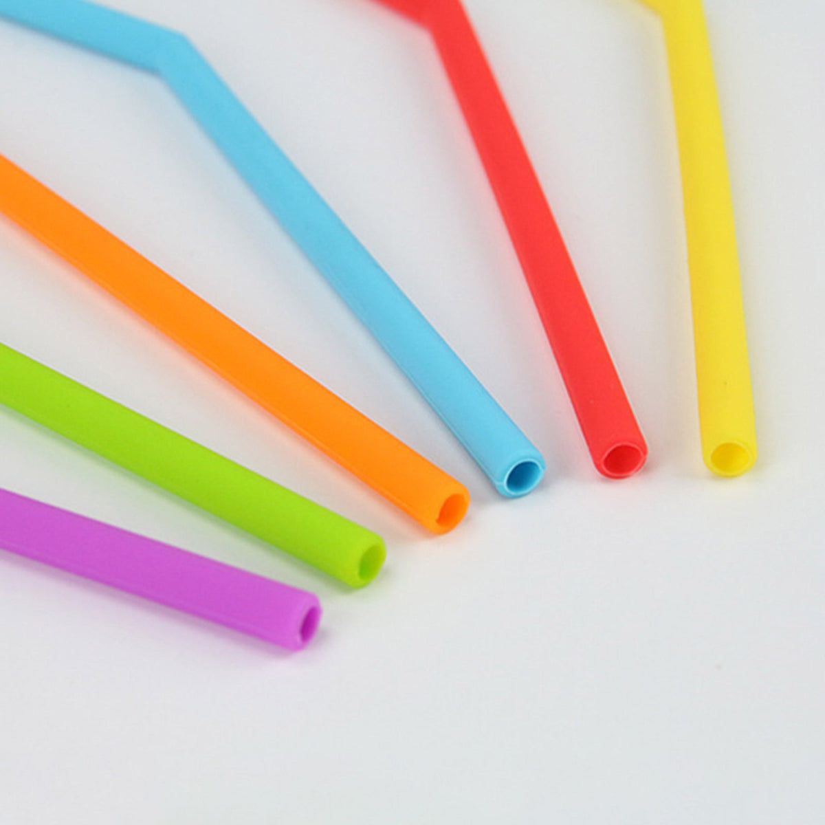 Reusable Bent Silicone Drinking Straws, Colourful, Set of 6 - Image 4